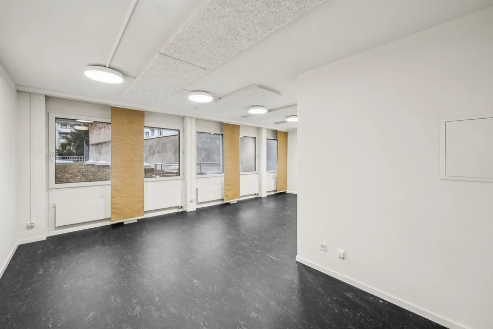 Bezugbereites Büro - Hammerspaces