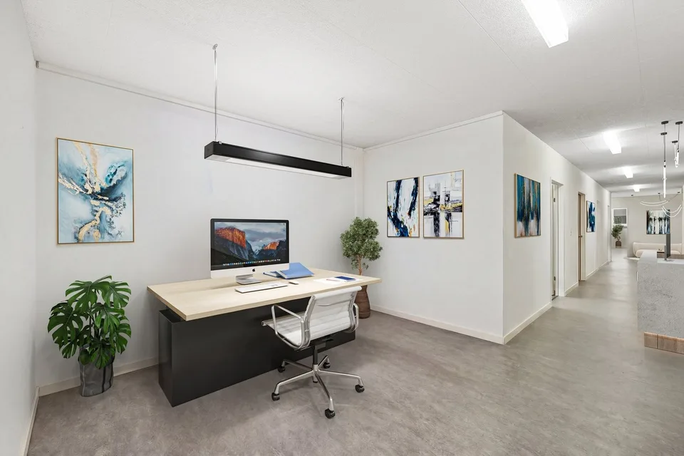 Flexible Praxis- oder Bürofläche (98  129 m²) an zentralster Lage