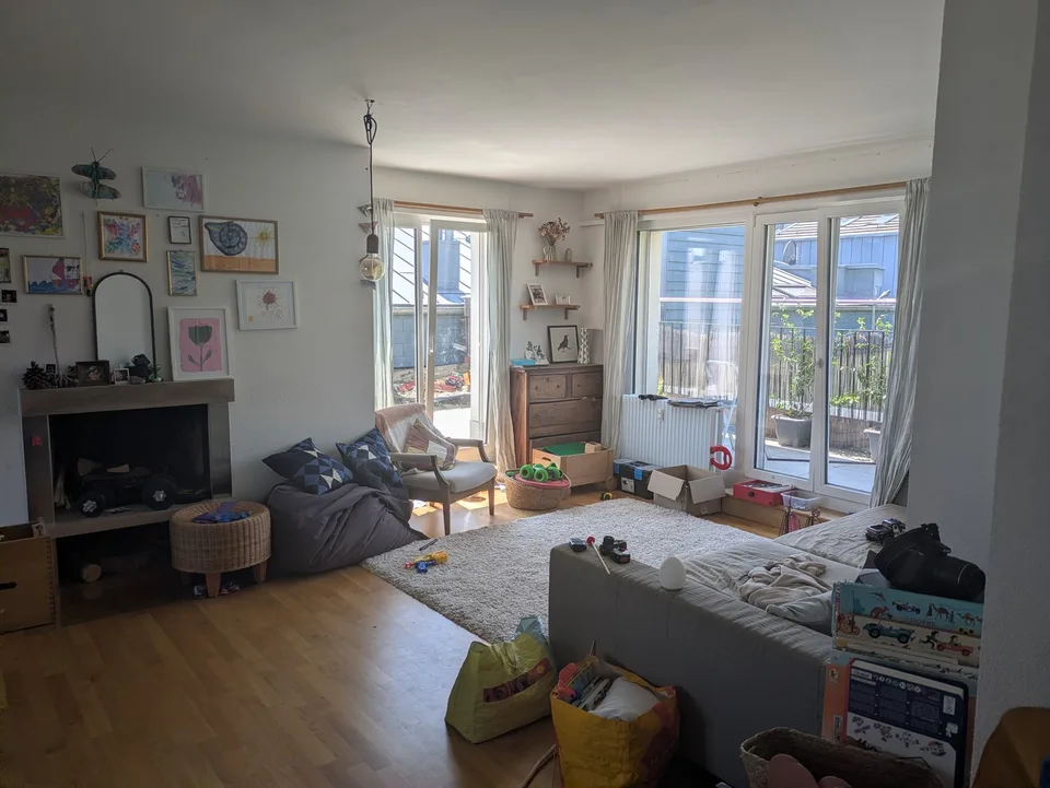 4,5 Zimmer Wohnung im Hinterhaus mit riesiger Dachterasse auf zwei Ebenen