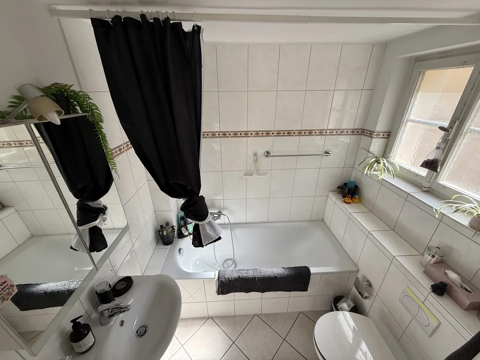 4.5 Flat comfortable living in a central location