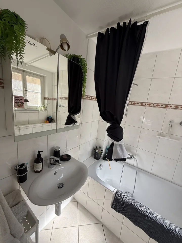 4.5 Flat comfortable living in a central location