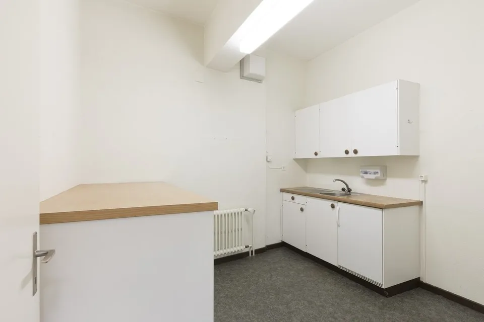 Bürofläche beim Spalentor: Hell, funktional, erweiterbar – foto 7 di 11