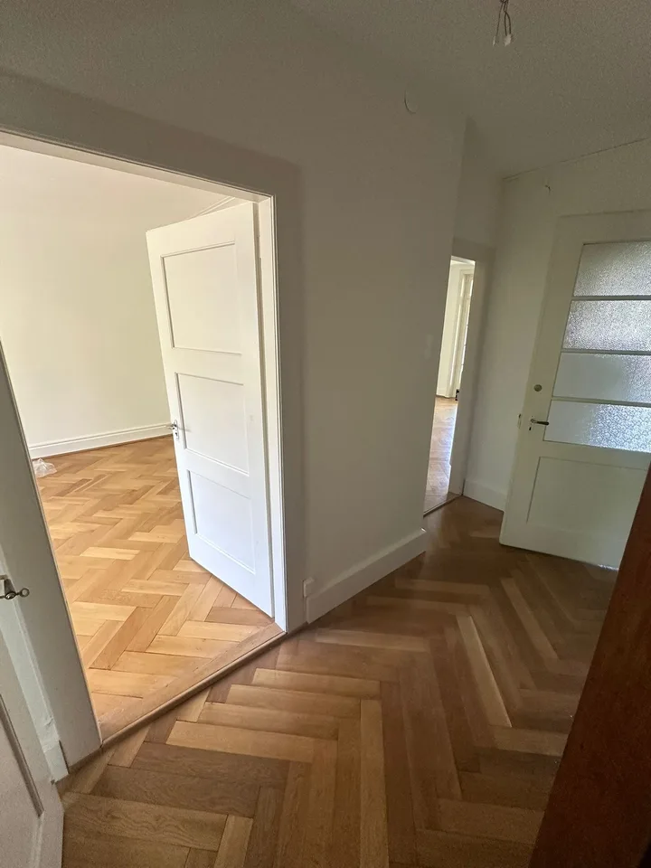 einzigartige 5 Zimmer Wohnung an ruhiger Wohnlage