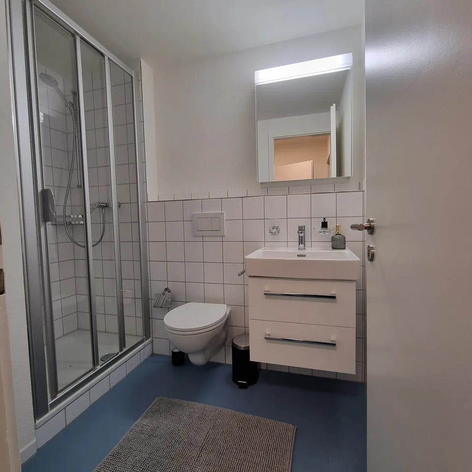 "Möbliertes 1,5 Zimmer Wohnung" Serviced Apartments