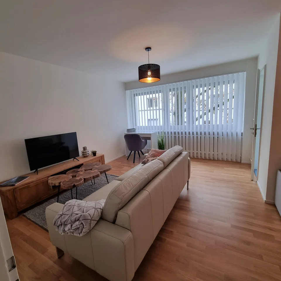 "Möbliertes 1,5 Zimmer Wohnung" Serviced Apartments