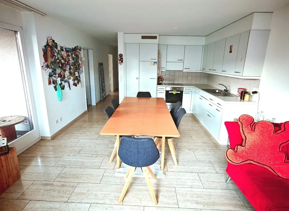 WG-Zimmer in möbilierter 3-Zimmer-Wohnung