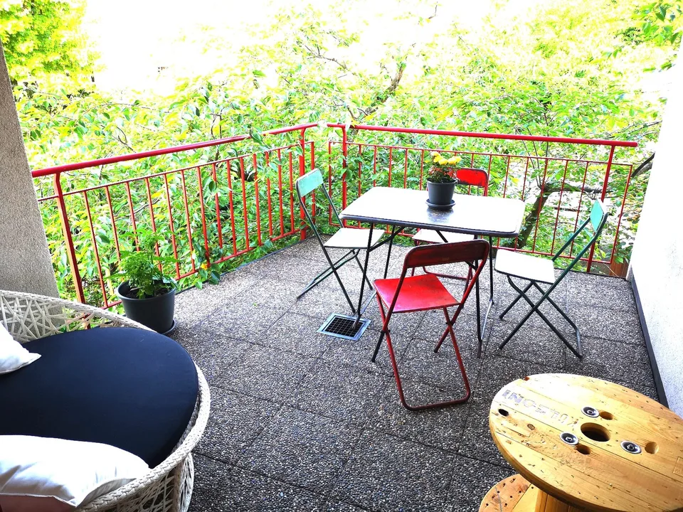 WG-Zimmer in möbilierter 3-Zimmer-Wohnung