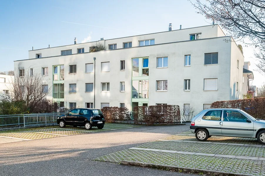 Parkplätze zu vermieten