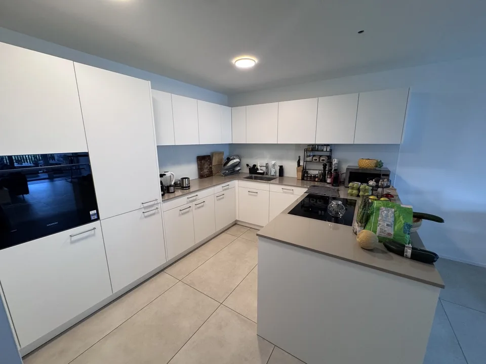 Moderne 4.5-Zimmer-Wohnung im Herzen von Therwil