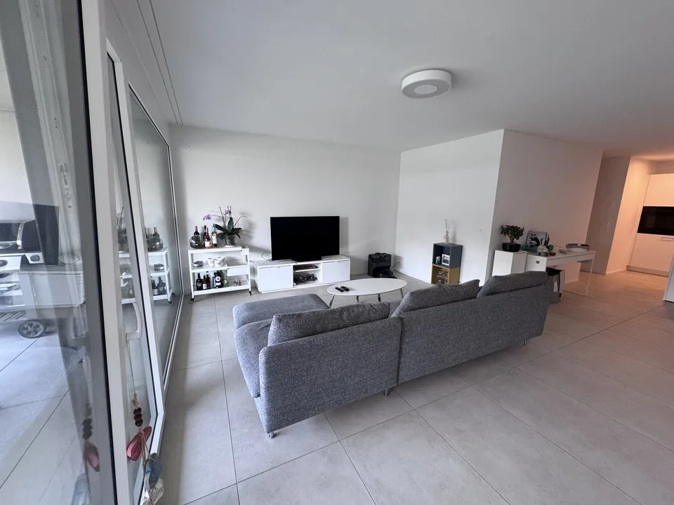 Moderne 4.5-Zimmer-Wohnung im Herzen von Therwil