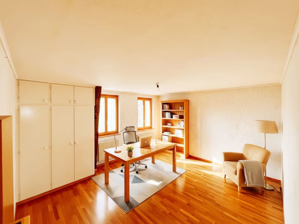Appartement luxueux non meublé dans un quartier calme et central – Avec télévision 65 pouces offerte!