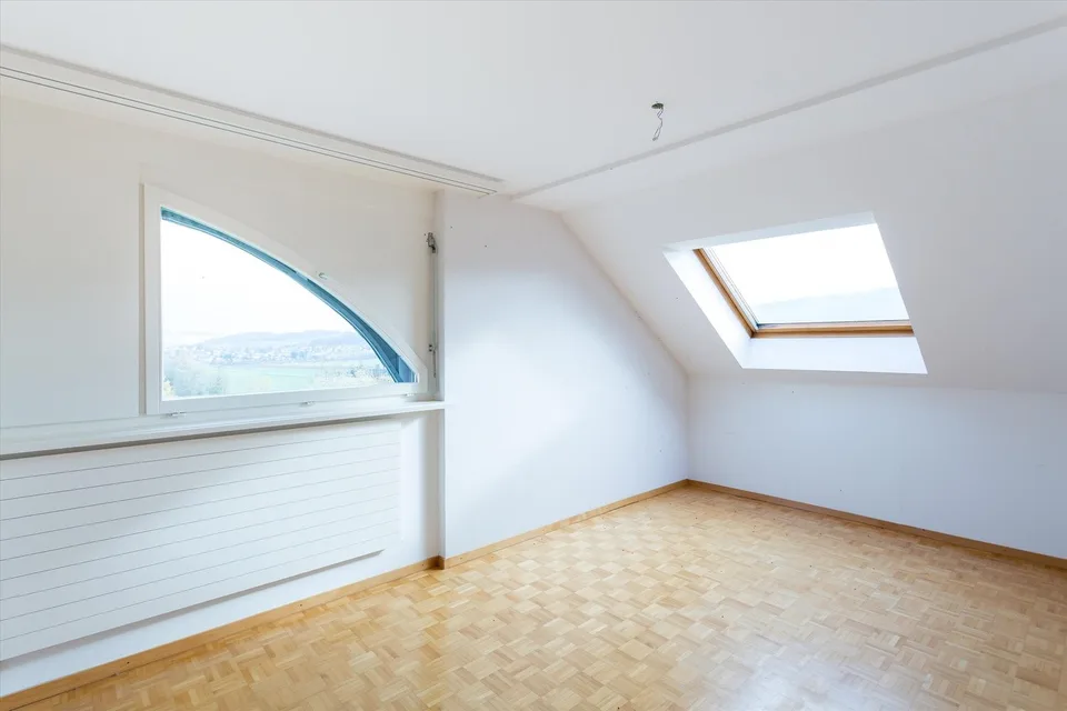 Offre Spéciale - Spacieux duplex 4 pièces