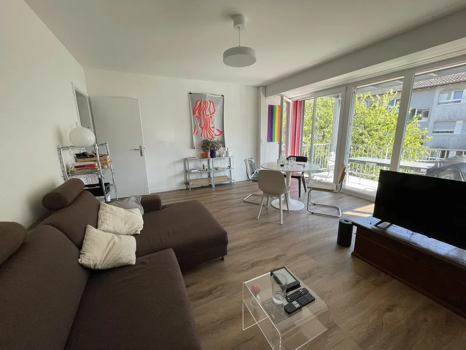 Helle 4 Zimmer Wohnung in Ostermundigen zu vermieten
