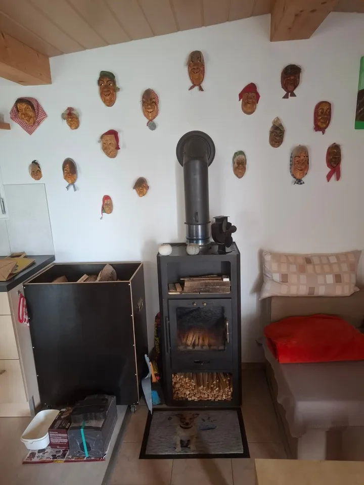 Wohnhaus auf Campingplatz in 2515 Prêles