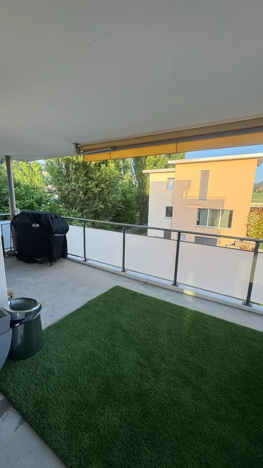Spacious 24 m2 Room with Private Bathroom in a Premium 137 m2 Apartment - Dagmersellen