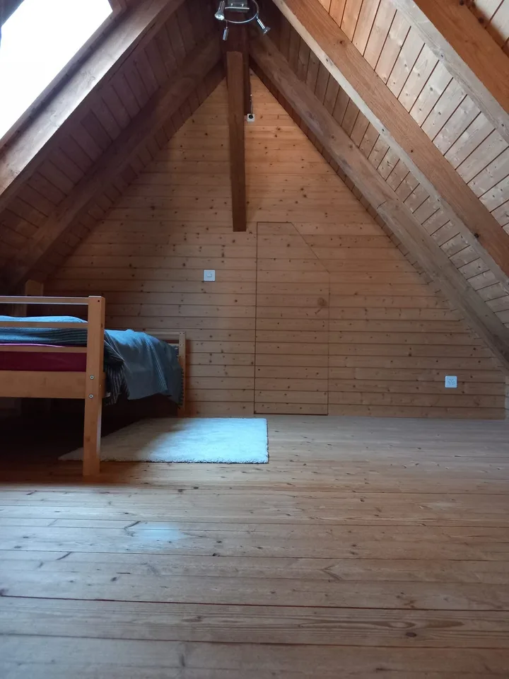 Möblierte Wohnung für 6. Monate (November 2026 - April 2027)