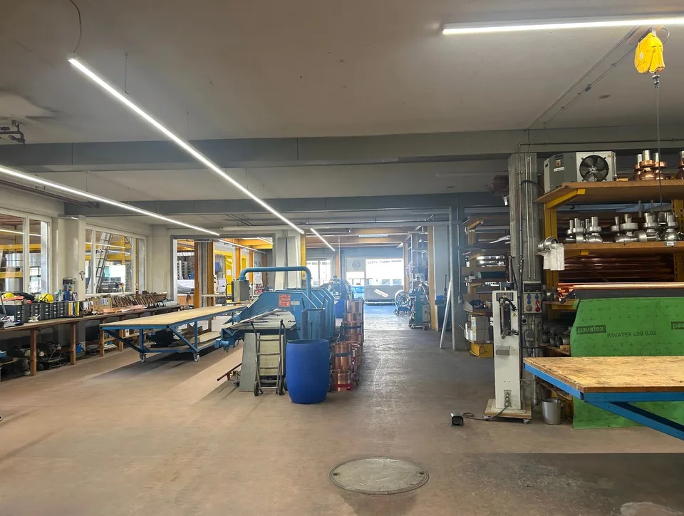 Gewerbeliegenschaft - Werkstattgebäude in Schötz