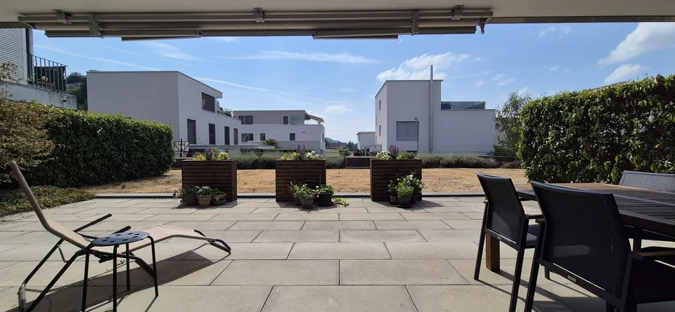 4.5 Zi.Whg. Parterre mit grosser Terrasse