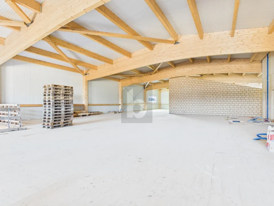 NEUBAU FLEXIBLER GEWERBERAUM