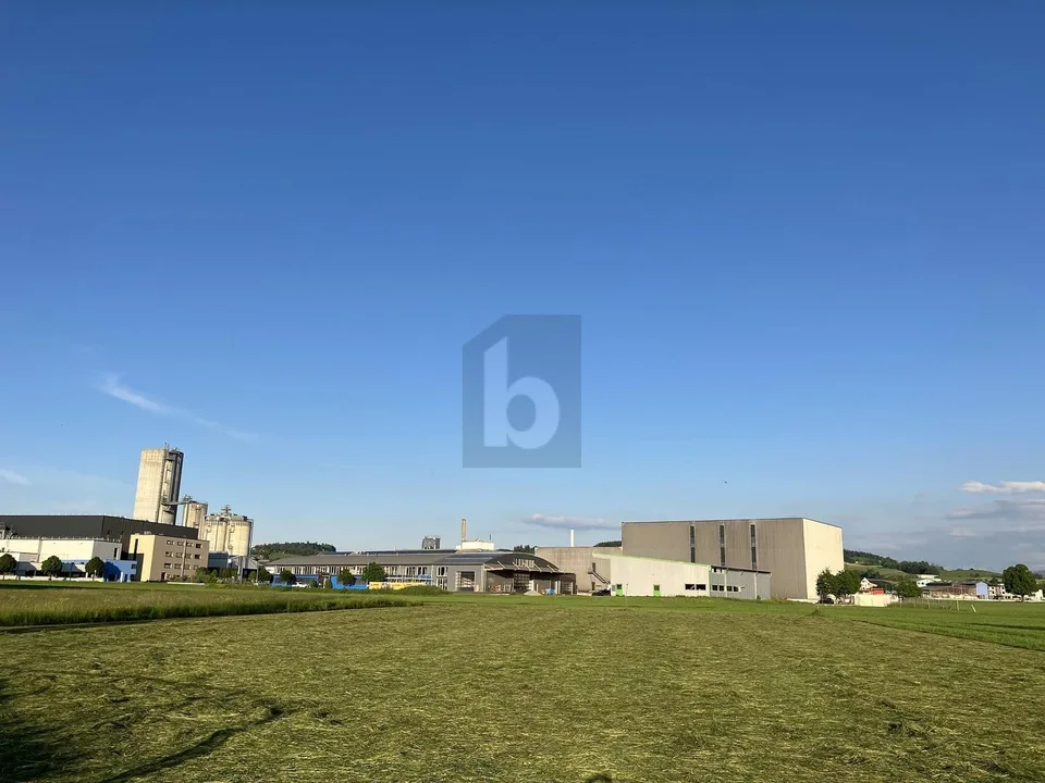 NEUBAU FLEXIBLER GEWERBERAUM