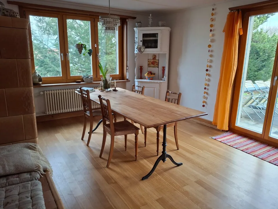Helles Zimmer in herzlicher Haus-WG