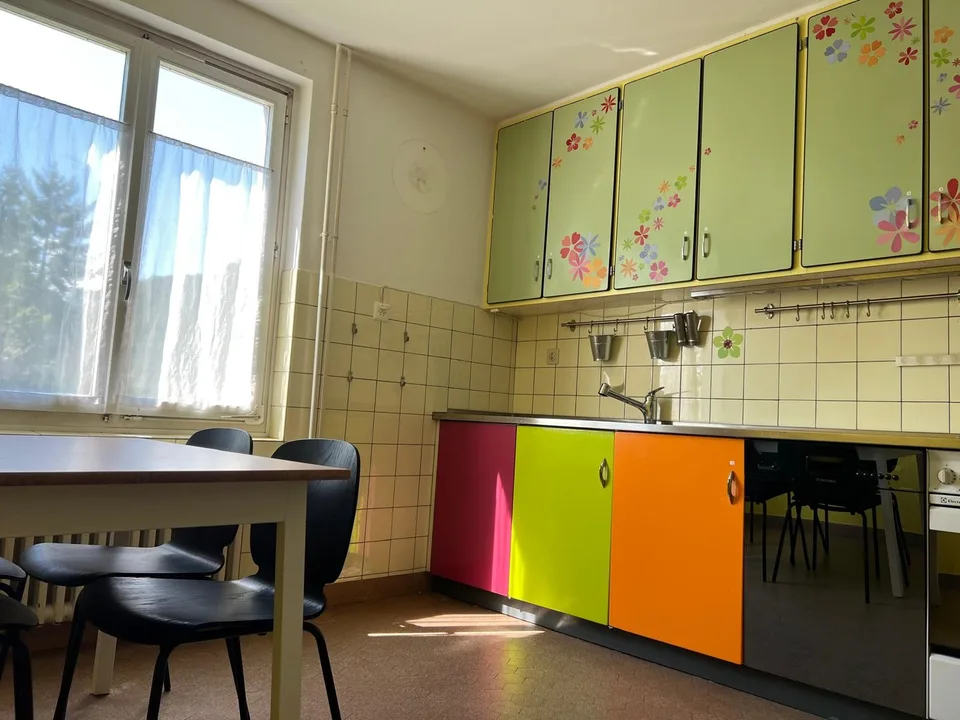 WG-Zimmer 5 Gehminuten vom Bahnhof Rothrist entfernt
