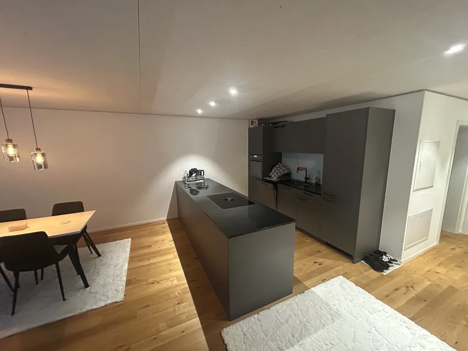Moderne 2.5-Zimmer-Wohnung mit Balkon in Herzogenbuchsee – Nachmieter ab 1. August gesucht