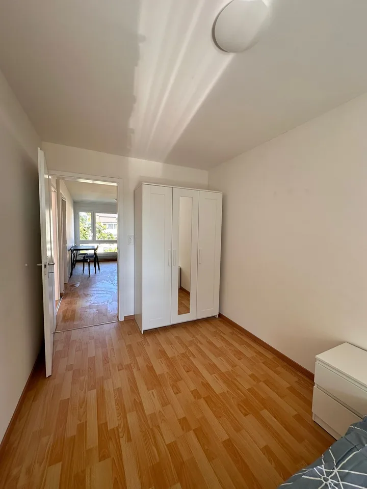 🏡 Modernes, möbliertes Zimmer in Oftringen – ab 01.09.2026 verfügbar