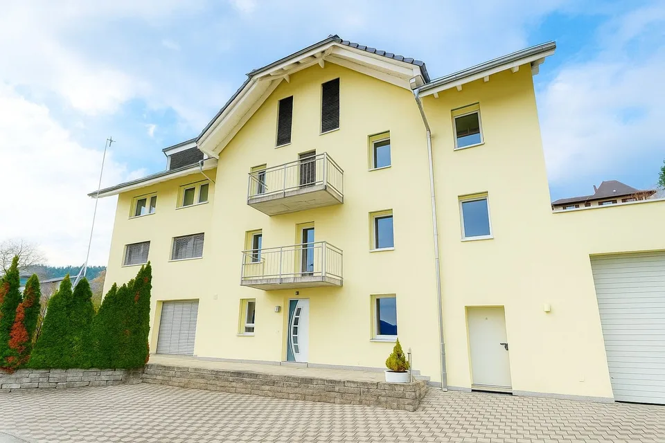 Grosszügige 10½-Zimmer-Wohnung auf 3 Etagen