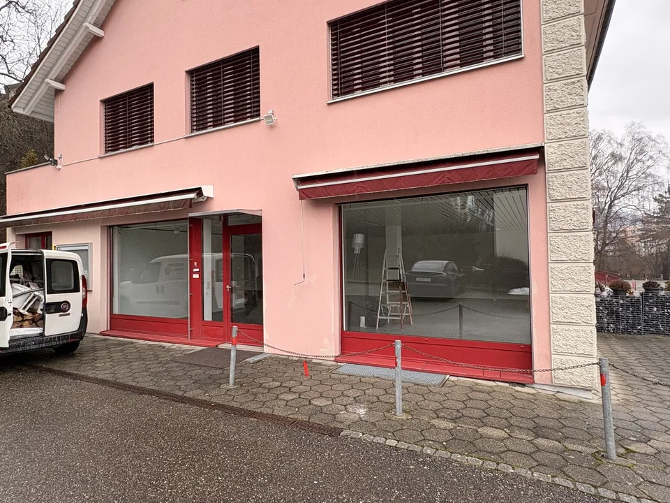 Attraktive Ladenfläche mit Lager an zentraler Lage in Oensingen