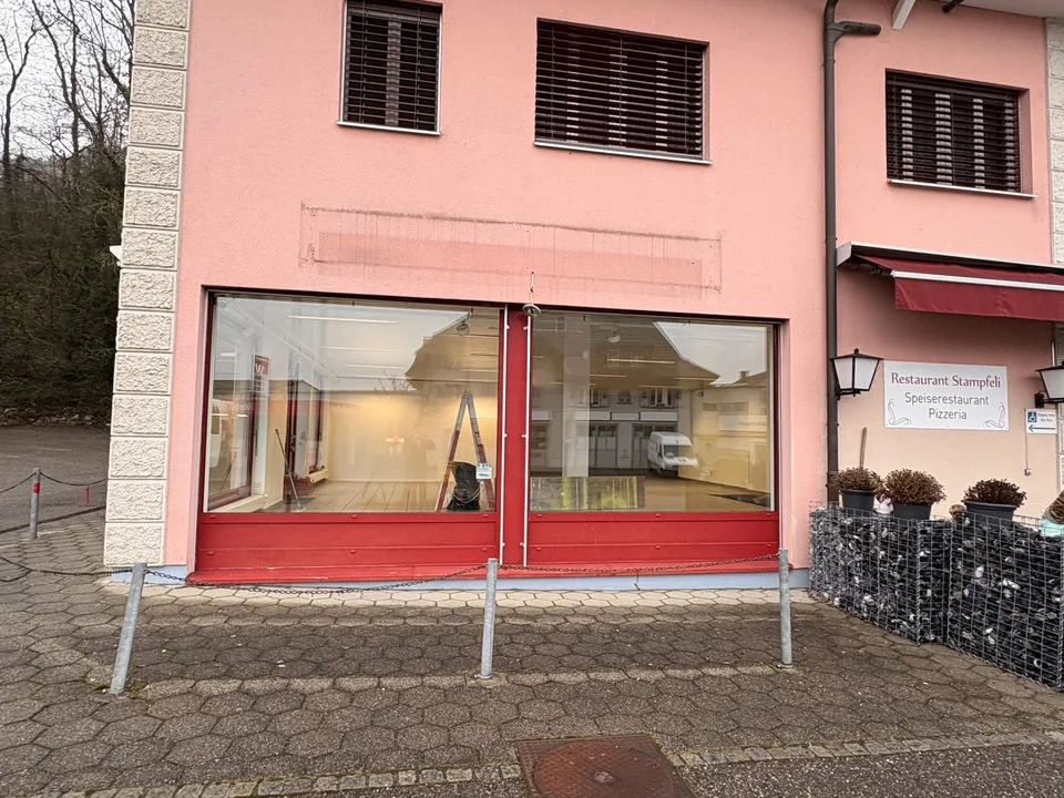 Attraktive Ladenfläche mit Lager an zentraler Lage in Oensingen