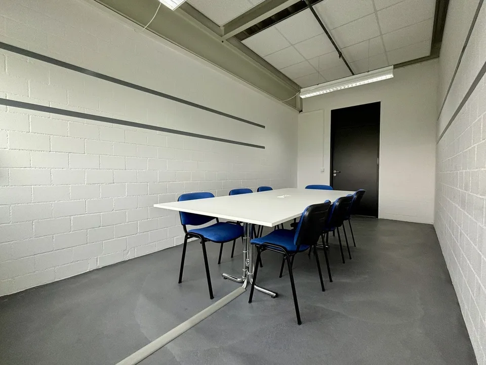 Helles Büro (16.7 m2) im WORKPLACE1 Oensingen