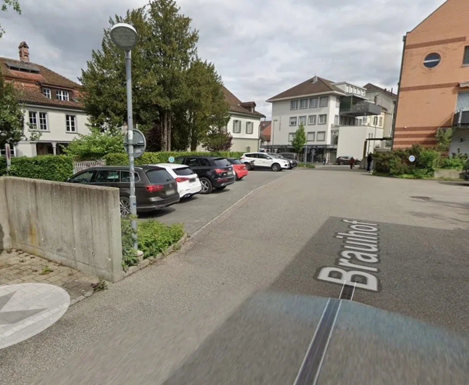 Parkplatz zu vermieten - mitten in Langenthal