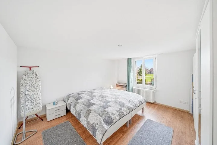 GEPFLEGTES MEHRFAMILIENHAUS MIT ACHT WOHNUNGEN UND MIETPOTENZIAL