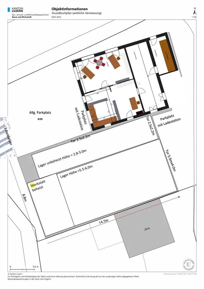 Gewerbehalle mit Büro