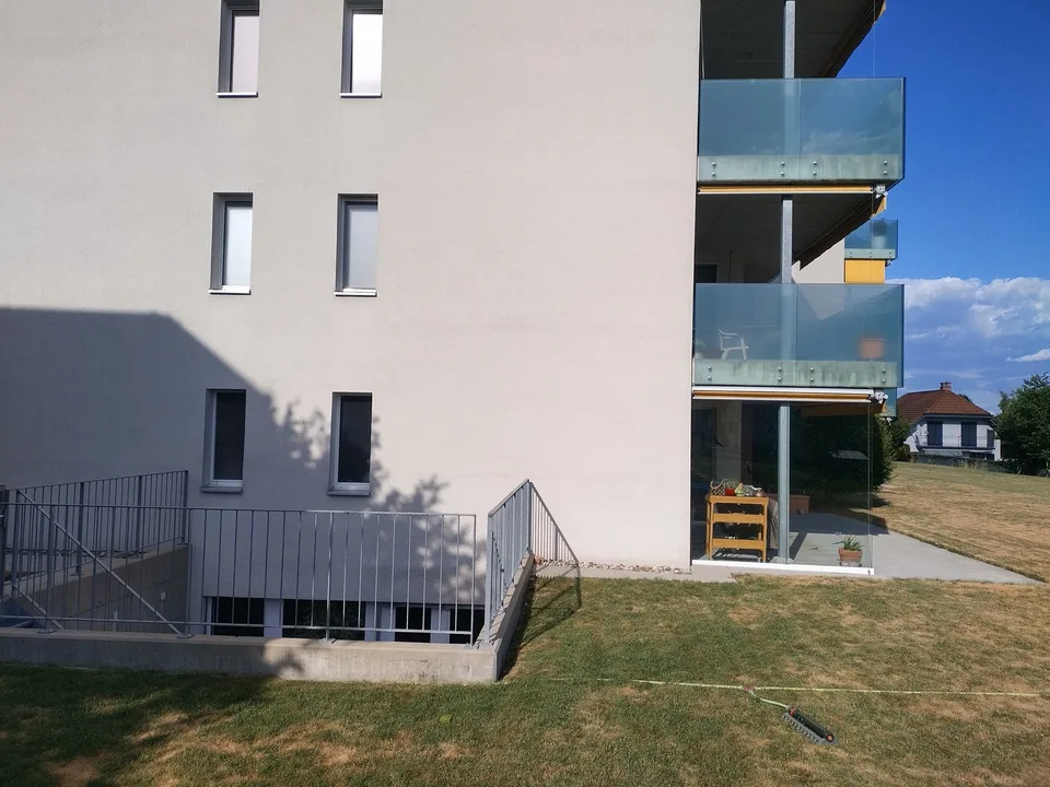 Zum Verkaufen 3.5 Zimmer. Gartenwohnung mit grosser Terrasse Bj.2010 – foto 18 di 18