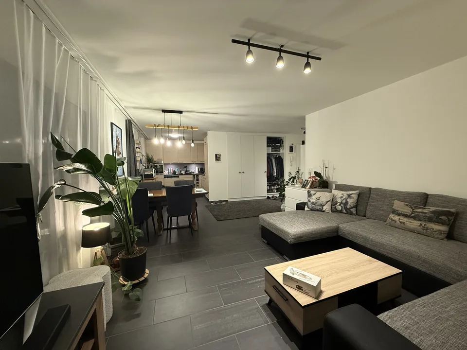 Helle 3.5-Zimmer-Wohnung mit Loggia und Terrasse in Subingen