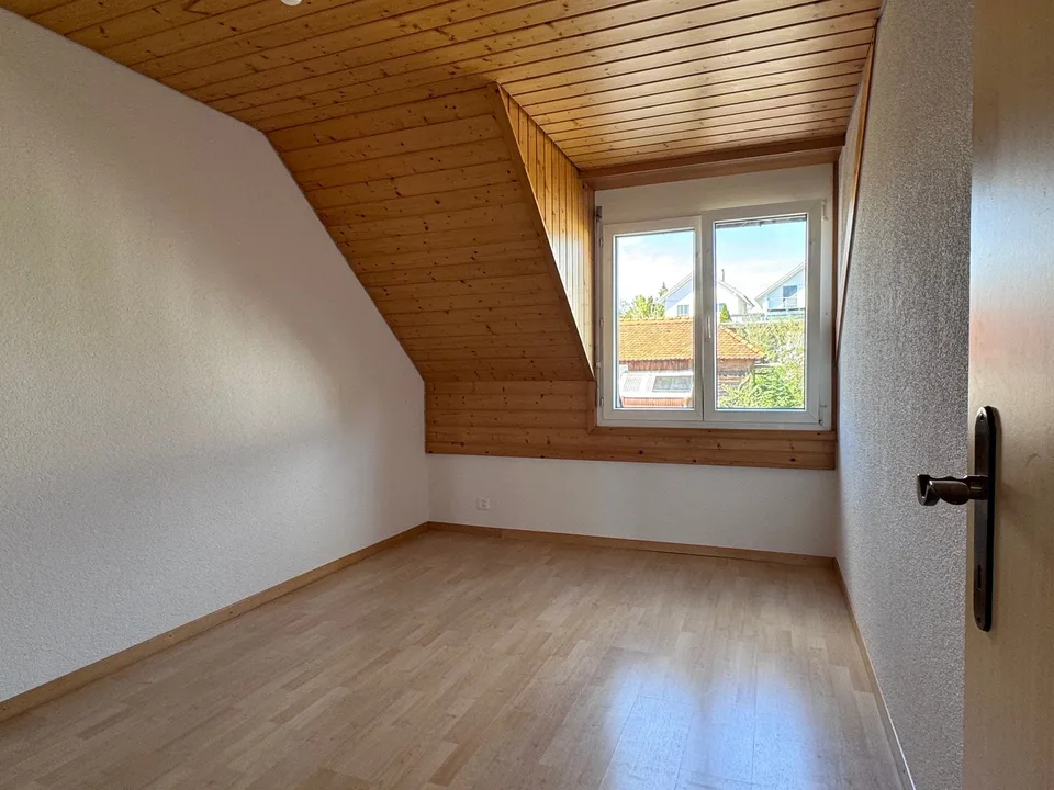 Schöne und helle Wohnung mit Galerie in Fraubrunnen