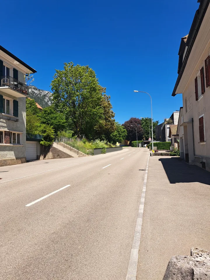 Attraktives Ladenlokal im Herzen von Rüttenen – flexibel nutzbar und mit Entwicklungspotenzial