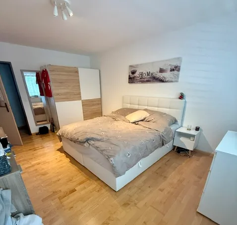 Helle 2.5-ZW mit Grossem Balkon