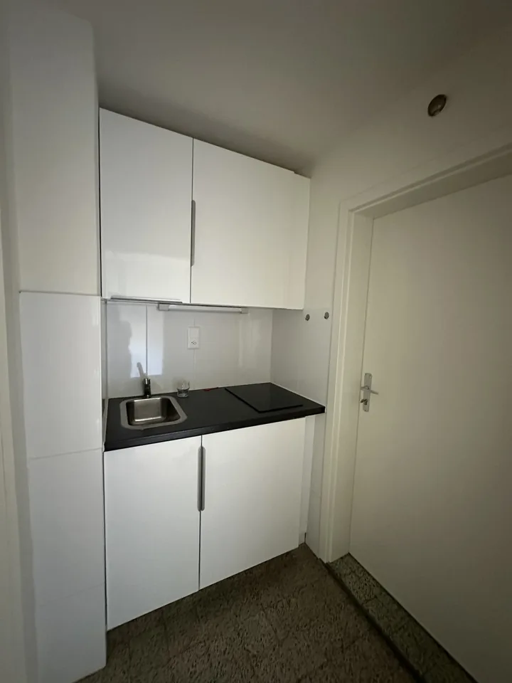 Appartement 1 piece a reprendre - Tavannes, disponible immediatement