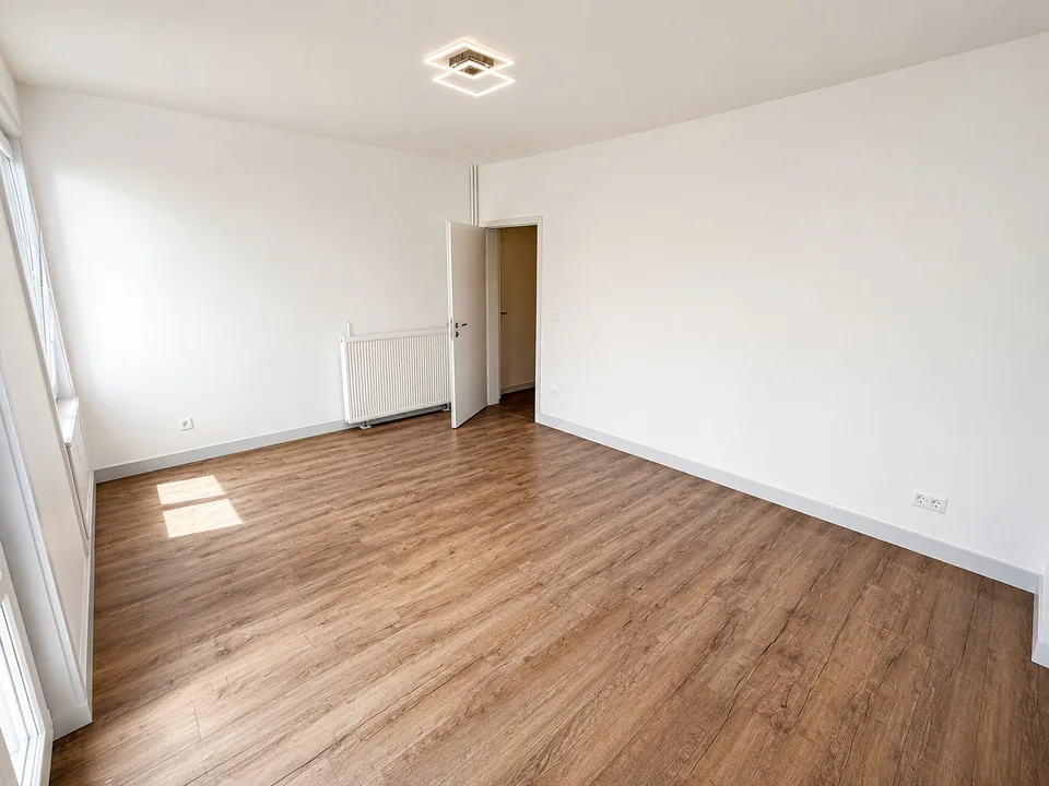 Frisch renovierte 3.5-Zimmer-Wohnung mit Balkon – zentral in Grenchen