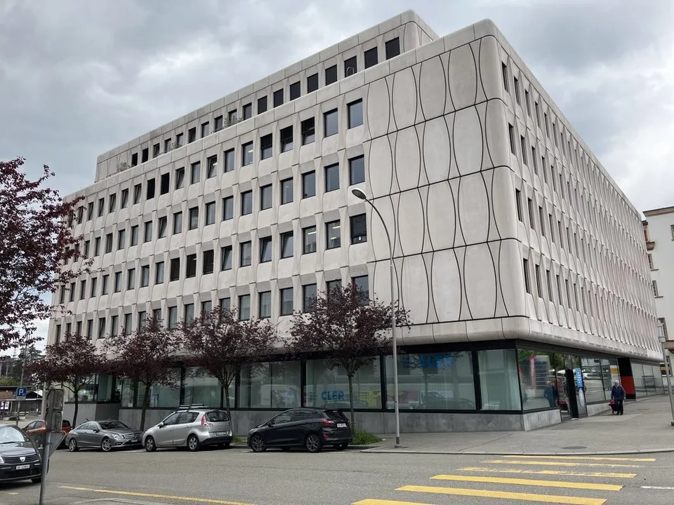 Top vernetzte Praxis-/Bürofläche mit hoher Laufkundschaft – foto 6 di 11