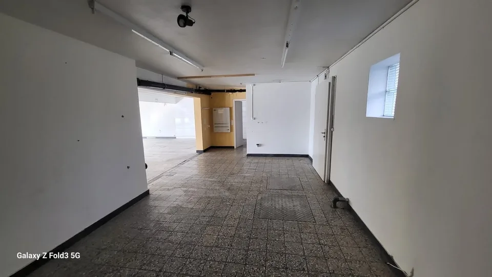 Gewerbe mit 150 m2 // an zentraler Lage