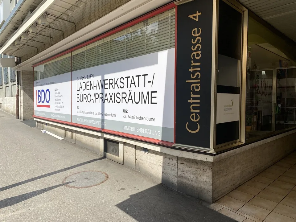 Bürofläche mit grosser Schaufensterfront + 2 Nettomietzinse gratis