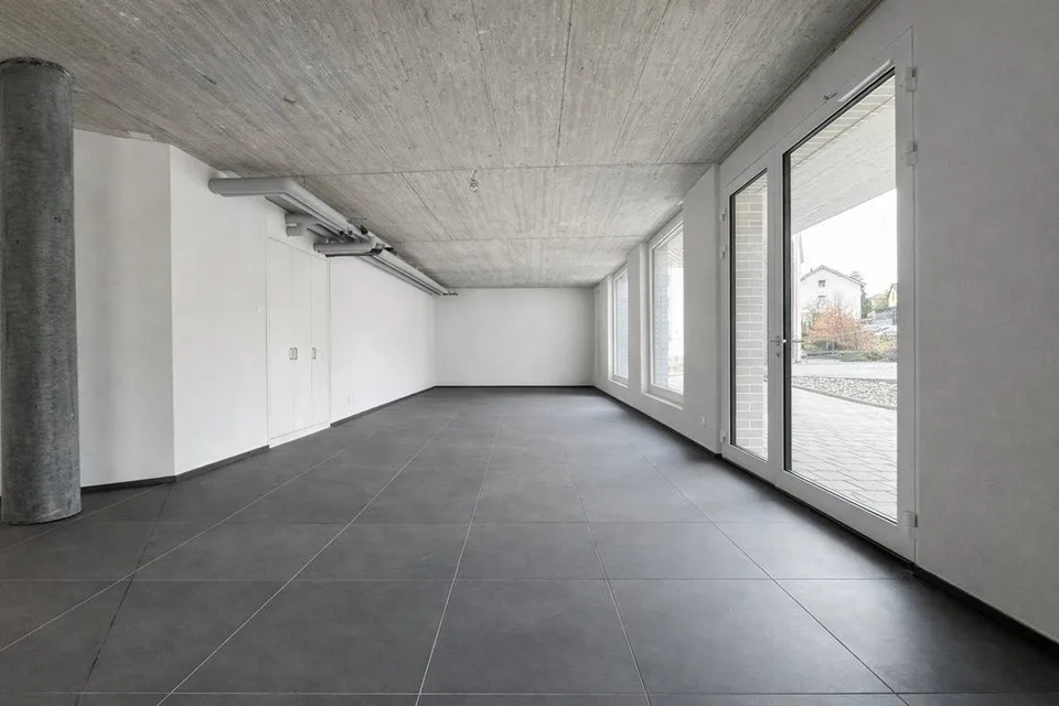 ATTRAKTIVE BÜRO/PRAXISFLÄCHE - 2x NETTOMIETZINS GESCHENKT