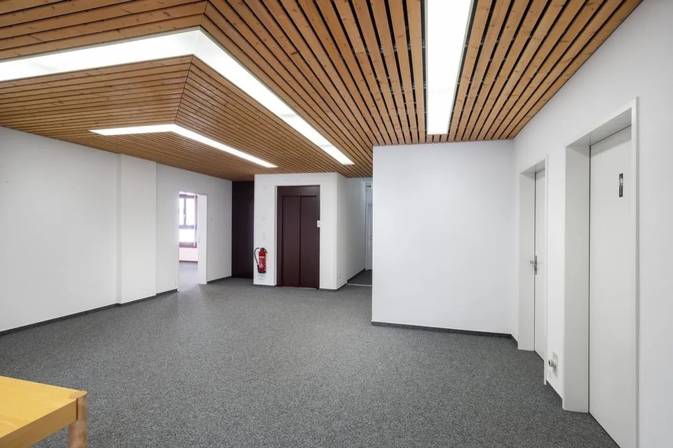 Bureau situé au 3e étage - Grand Rue 122/124, Tramelan – Foto 11 von 12