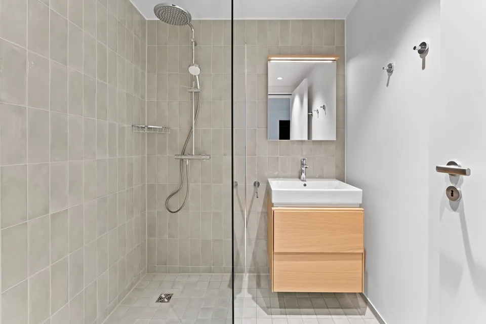 🏡 Moderne Neubauwohnung mit grossem Balkon – Nachmieter gesucht!