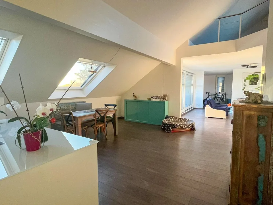 Modernes Wohnen mit Galerie und Wellness-Extras in Kriegstetten