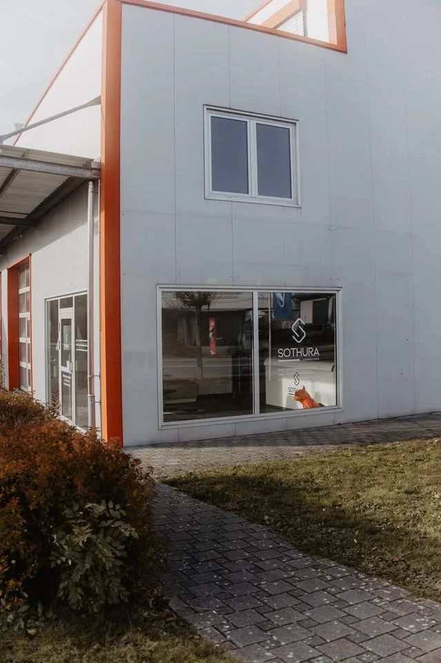 Helle Bürofläche mit ca. 55 m² und Parkplatzoption in Gerlafingen